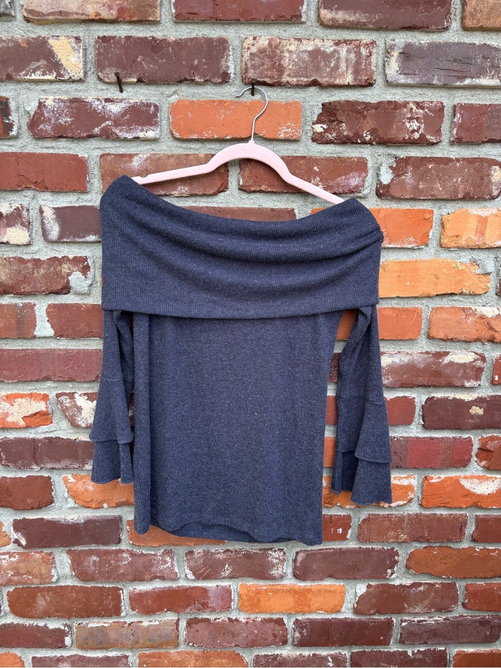 EUC Off-Shoulder Long Sleeve Sweater